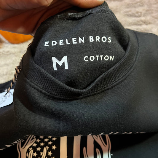 Country American Deer Hunter Black Sweatshirt