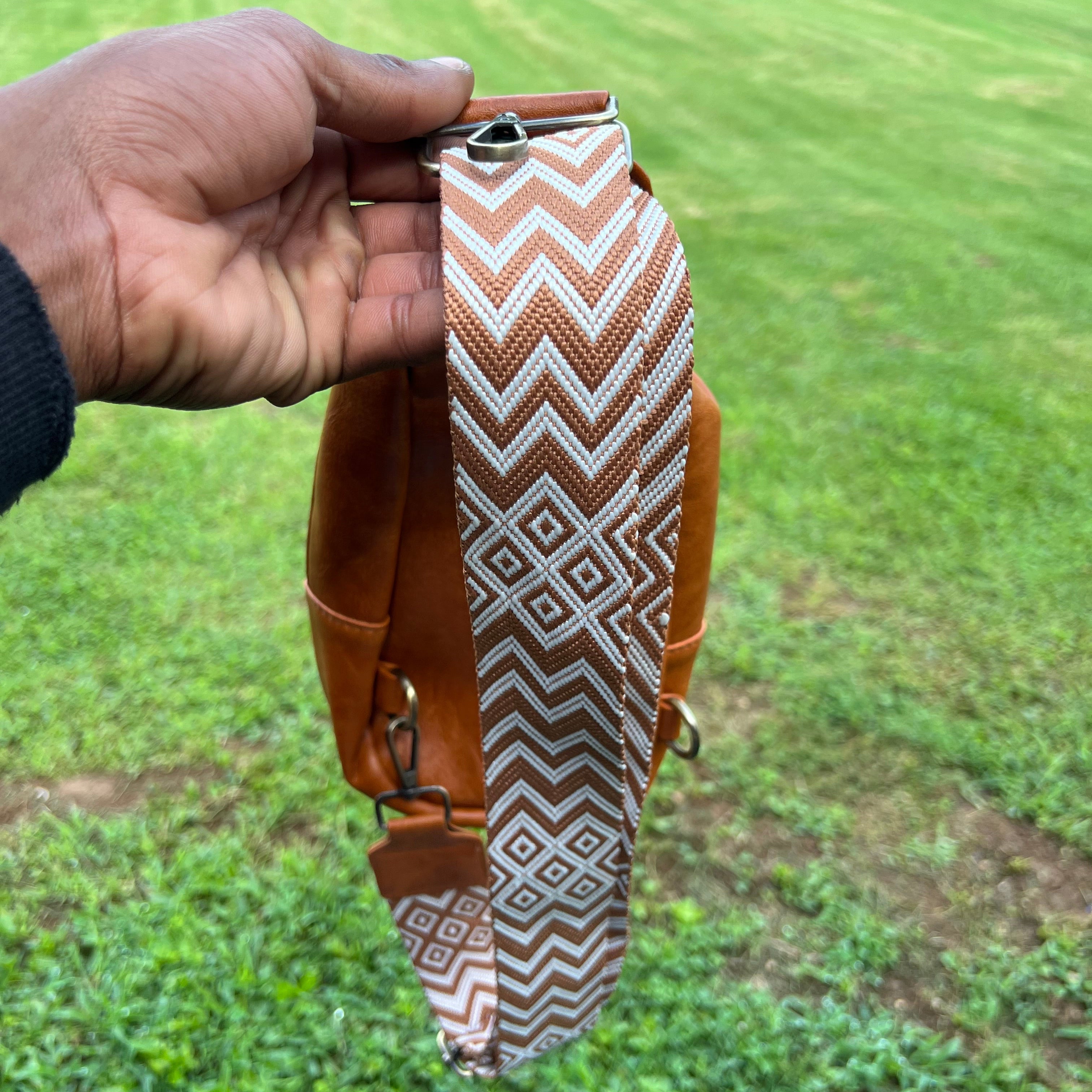 Wildwood Crossbody Sling | Edelen Bros Clothing